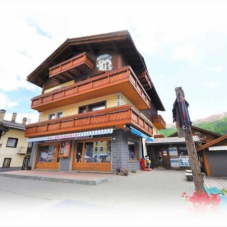 La Sorgente Matteo By Livigno Accomodation Exterior photo